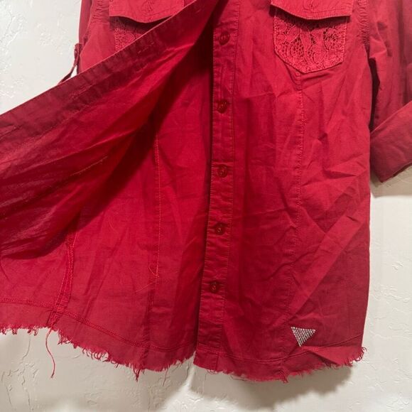 Guess Girls Large Red Button up with Lace pockets and heart back - Picture 5 of 7